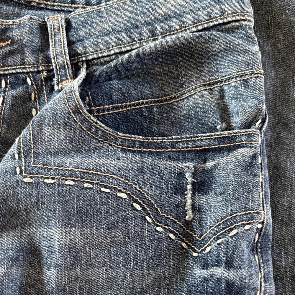 Tyte Jeans Women's Boot Cut in Classic Blue Size 5 EUC Distressed - Picture 7 of 10